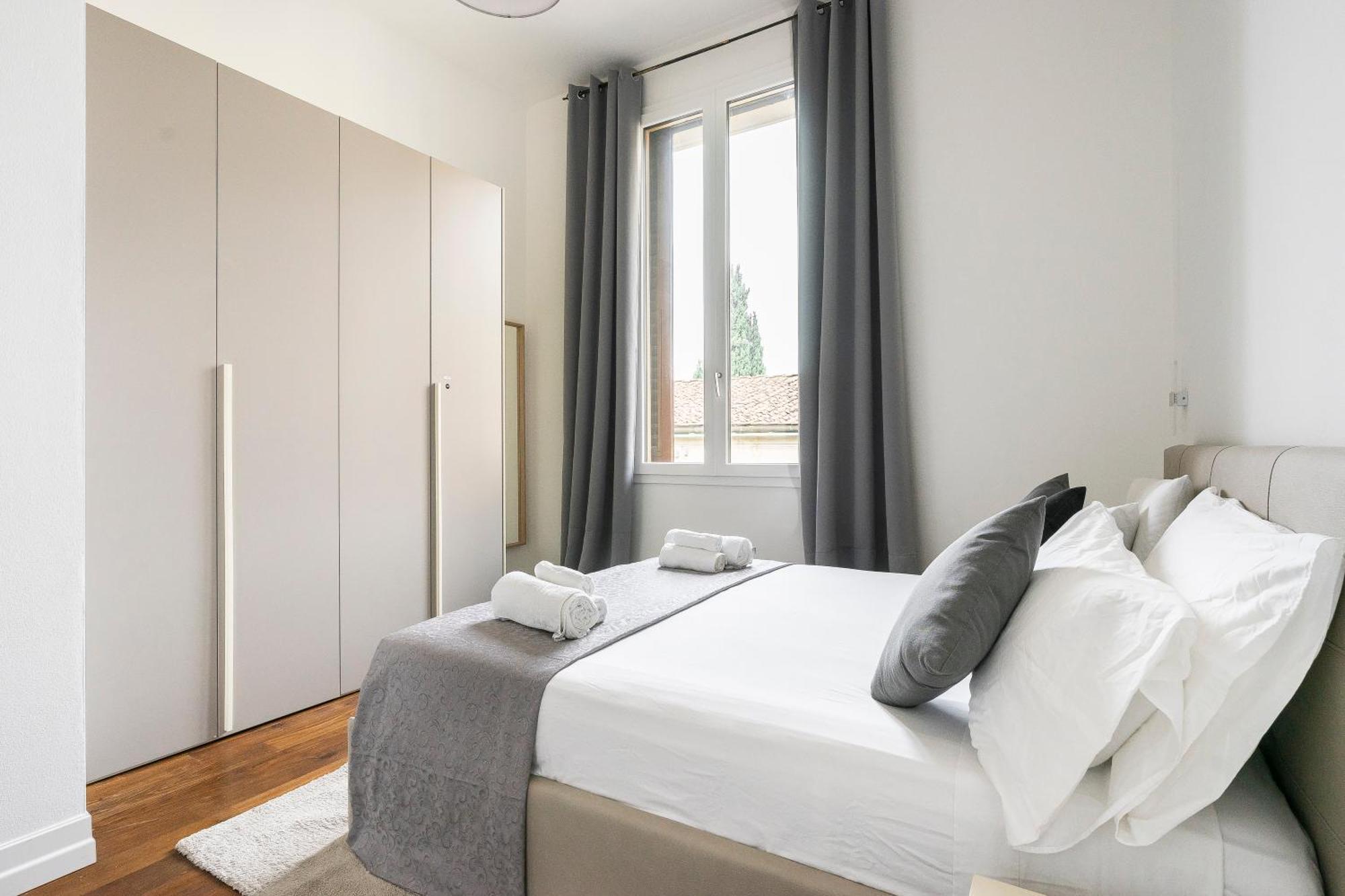 San Marco Black Appartamento Luxury Con Terrazzo E Parcheggio Su Richiesta Firenze Bagian luar foto